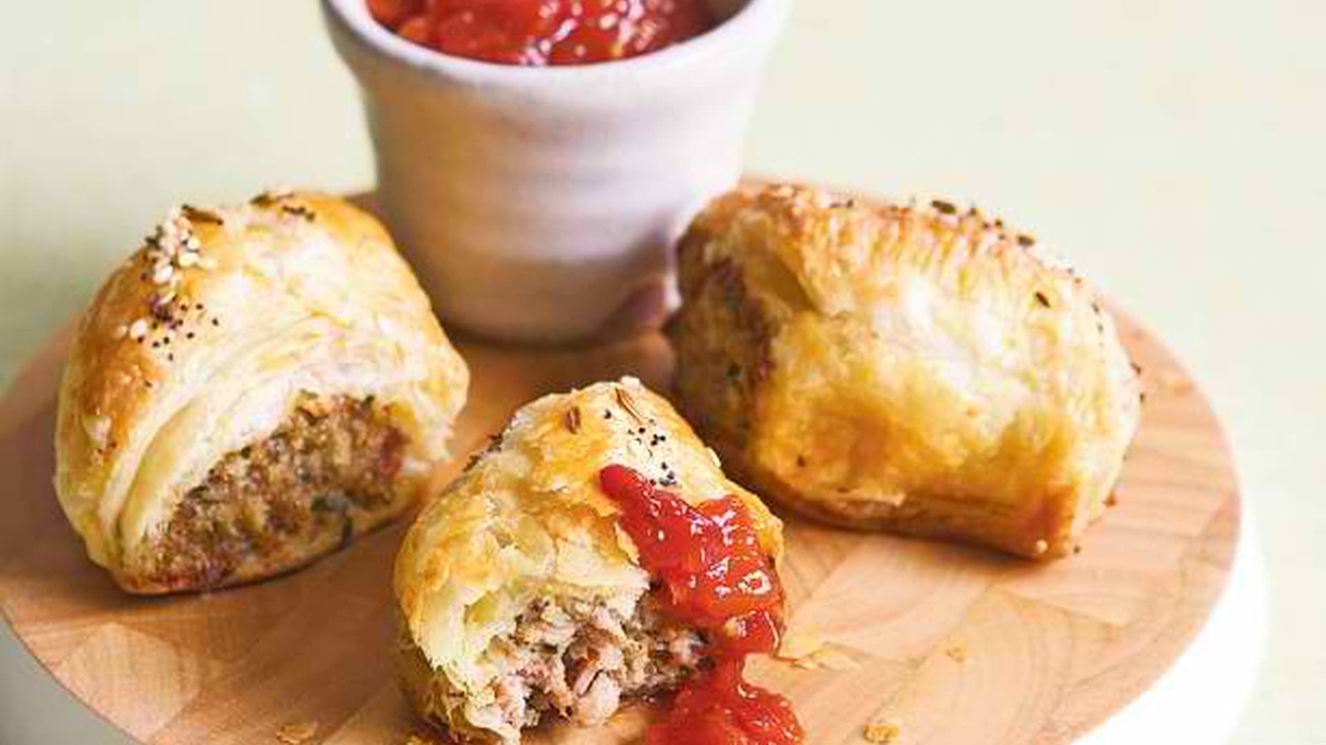 Pork and fennel sausage rolls