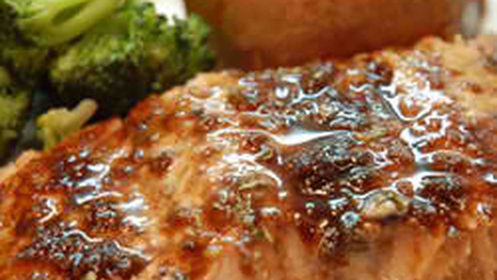 Balsamic-Glazed Salmon Fillets