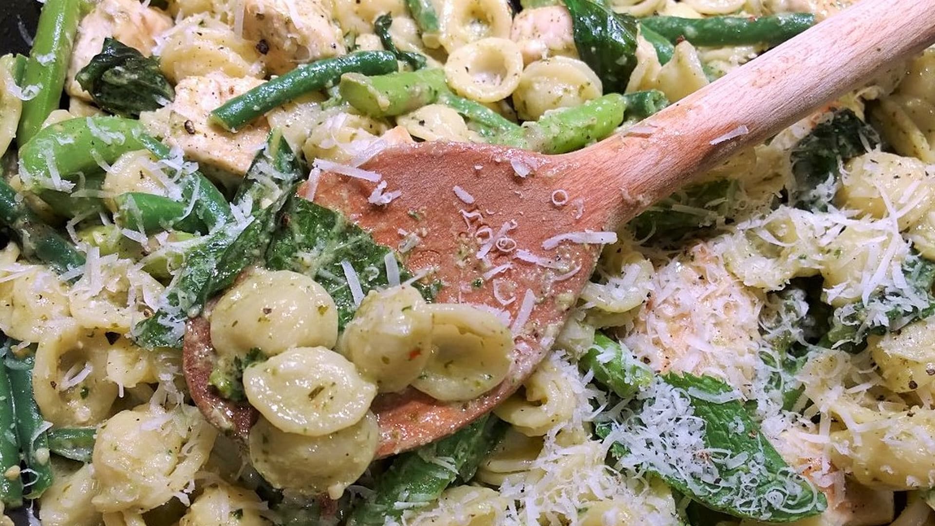 Summer Greens Pasta with Chicken