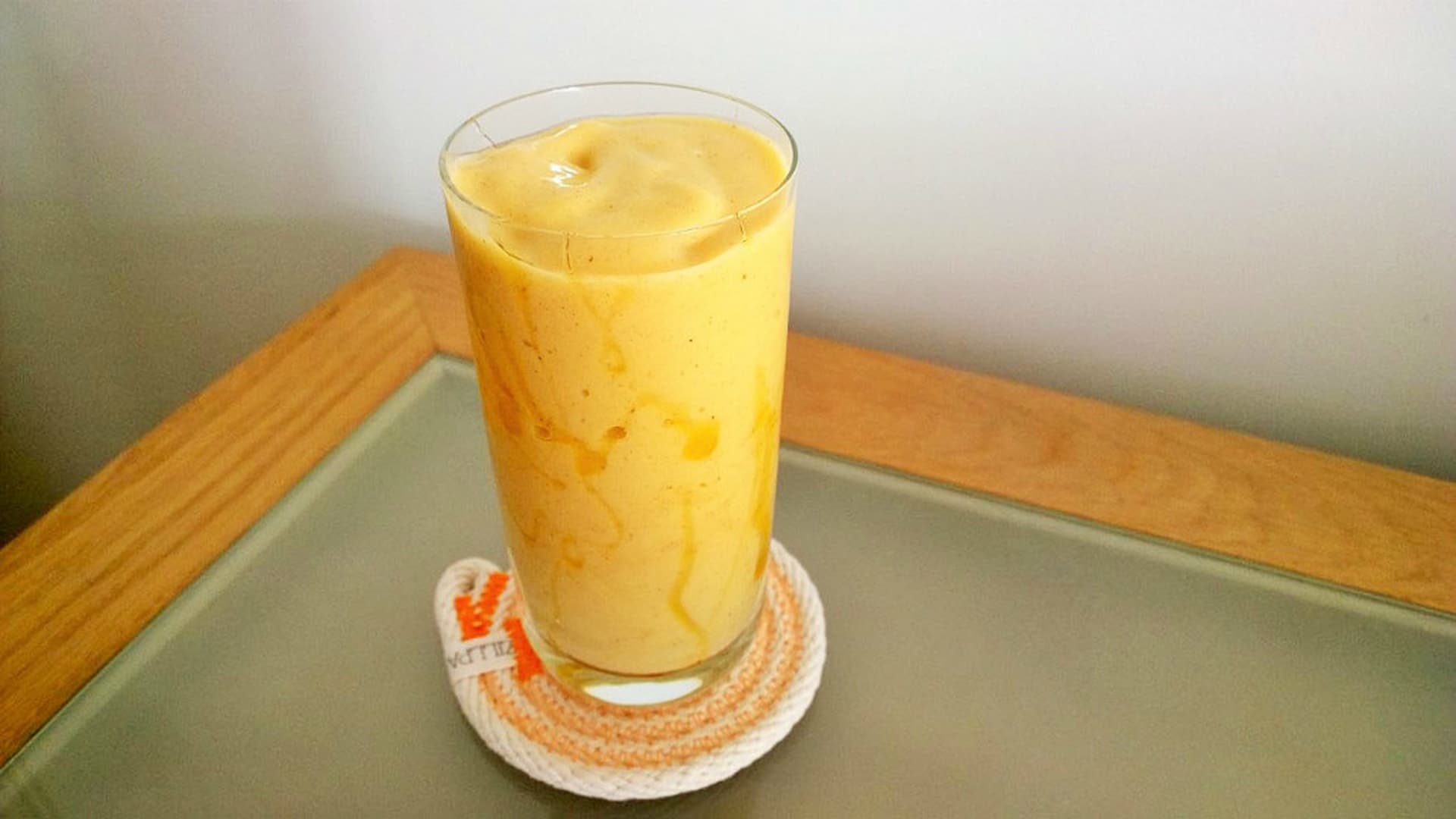 Mango & Banana Smoothie