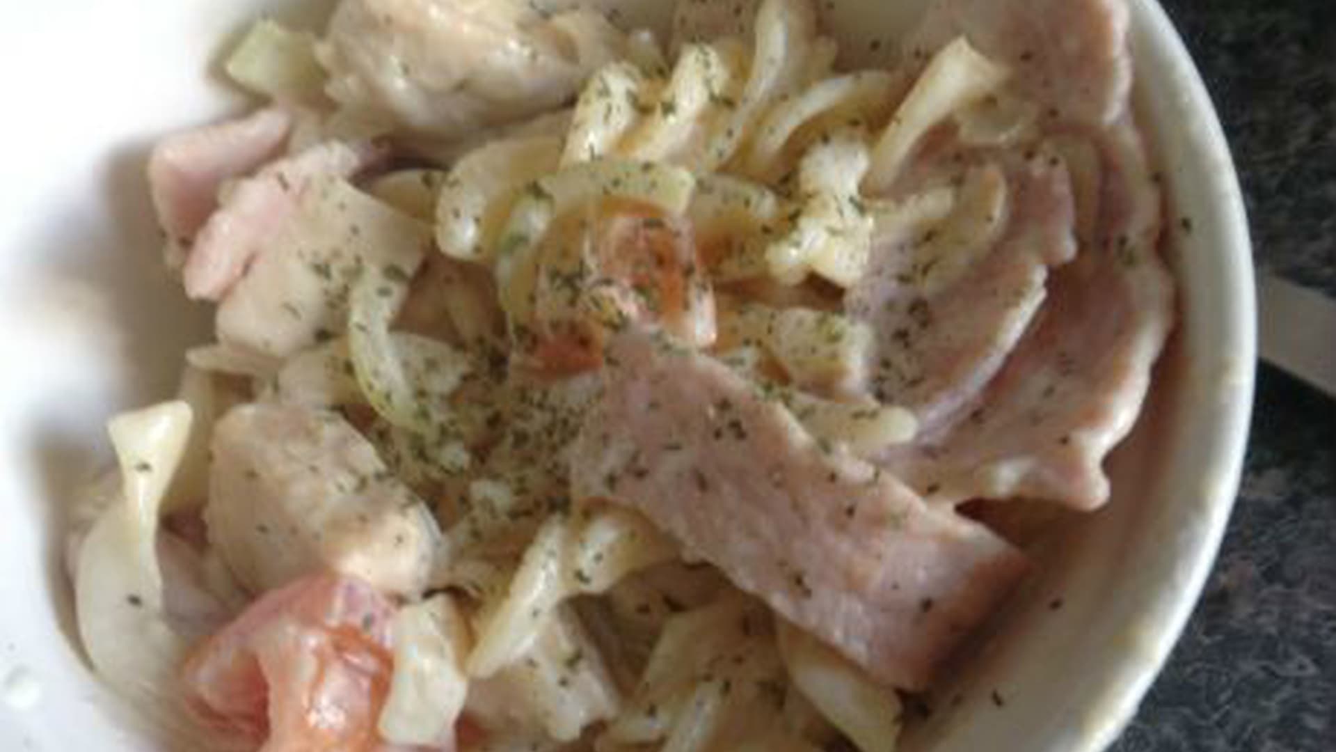 Chicken and Bacon with Garlic Sauce