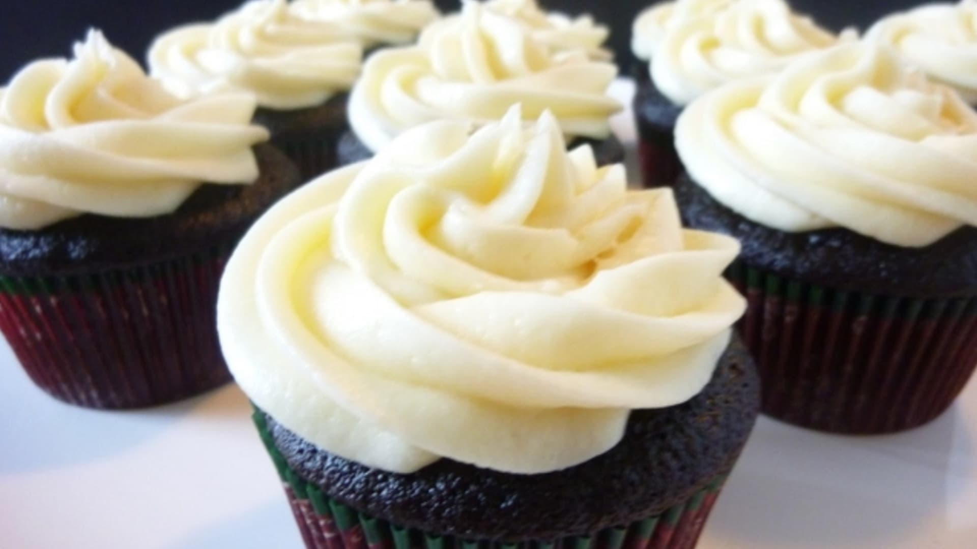 Chocolate Banana Cupcakes w/Cream Cheese Icing