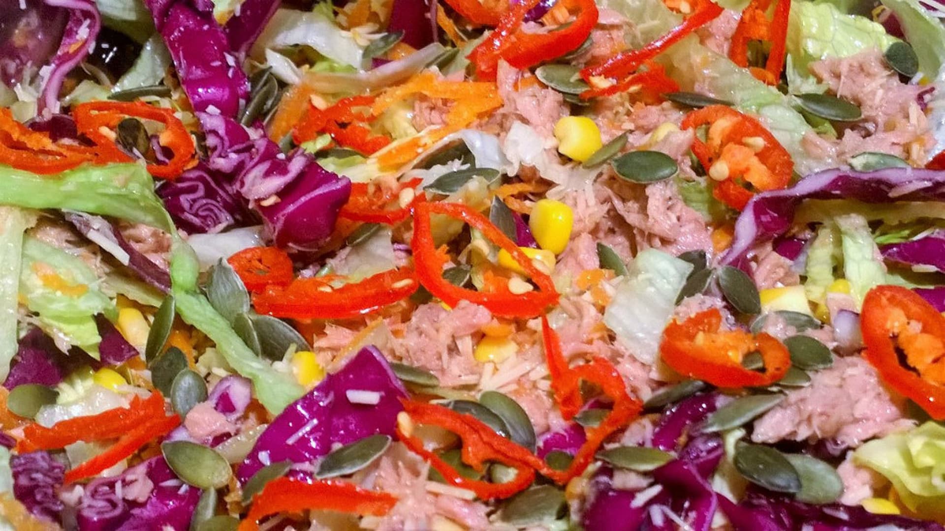 Rainbow Salad with Tuna