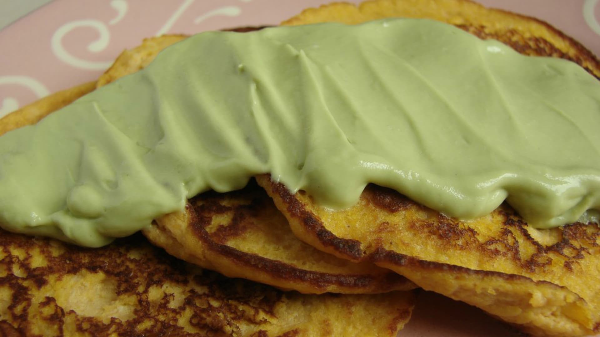 Chicken Pancakes with Avocado Sauce