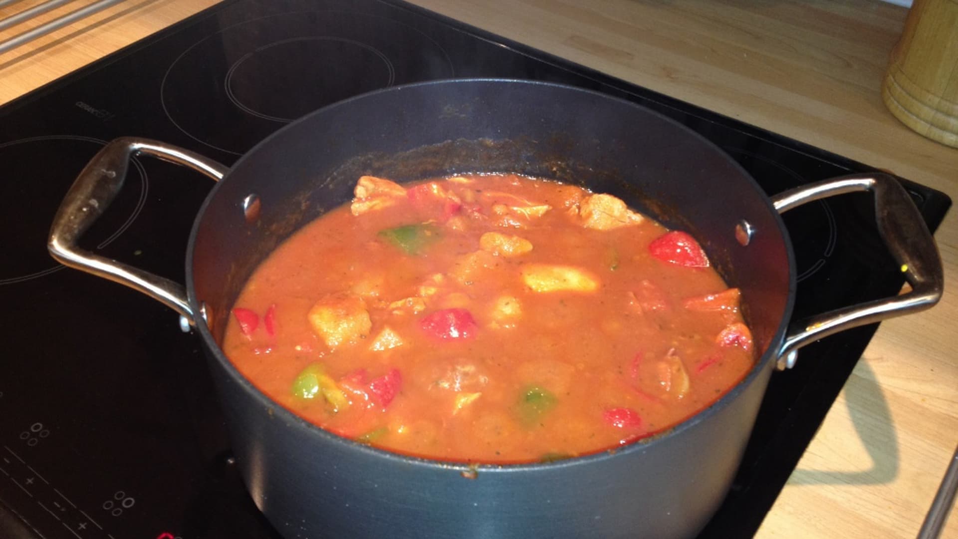 One Pot Spanish Chicken